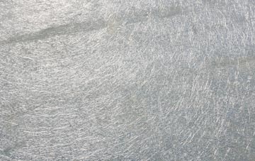 Wiggonby laminate fibreglass or shingles?